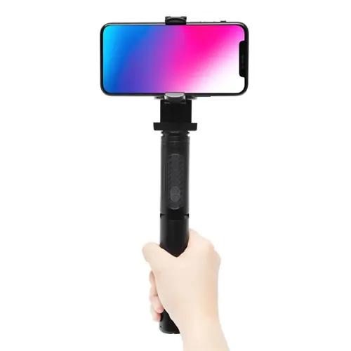 En svart selfiepinne med inbyggd stabilisator tillverkad av Linocell