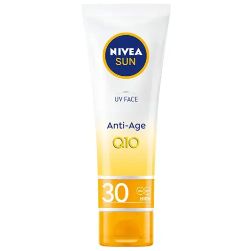 En vit och orange flaska solskydd mot pigmentfläckar tillverkat av märket "Nivea" som heter "Sun Face Anti Age & Anti Pigments Cream" och har SPF30