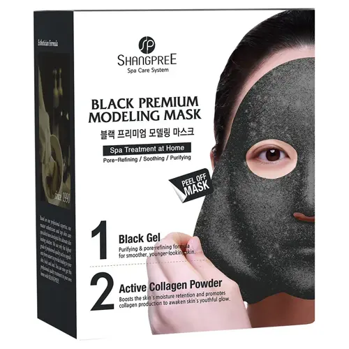 En furkantig förpackning som innehåller en kolmask för ansiktet tillverkad av märket "Shanpree" från Korea som heter "Black Premium Modeling Mask"